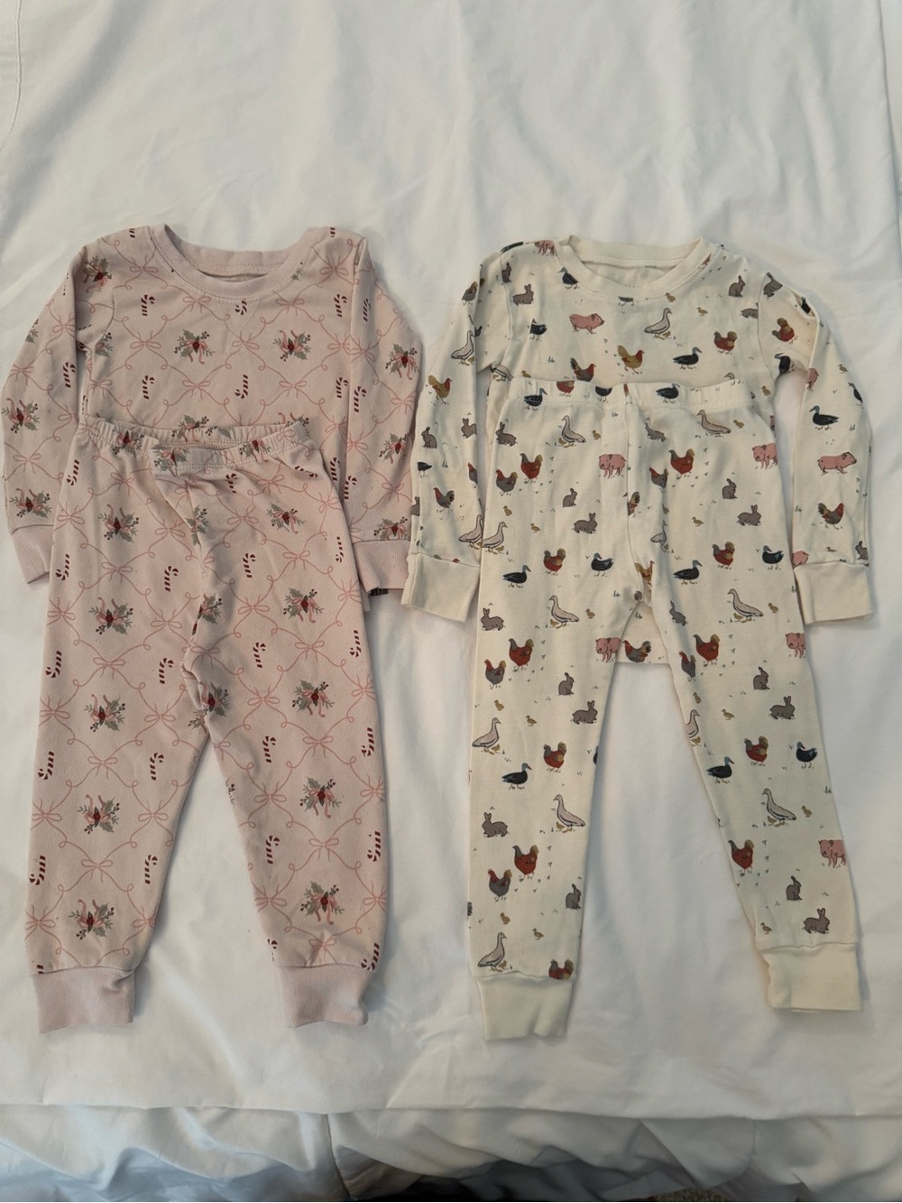 Lot of 2 Modern Moments by Gerber Toddler Pajama Sets Size 2T Pink & Farm Print